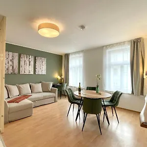 https://apt-parkside-city-zentrum-netflix.bestleipzighotels.com